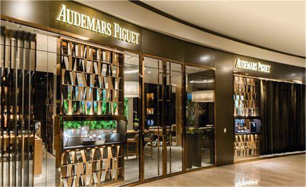 愛彼手表表殼有劃痕怎么辦(修復與保養的小技巧)(圖) 愛彼手表表殼有劃痕怎么辦(修復與保養的小技巧)(圖)