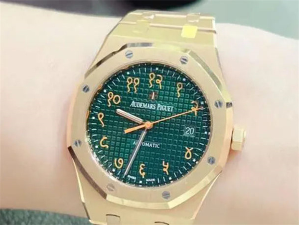 愛彼手表機芯生銹了怎么辦（圖）